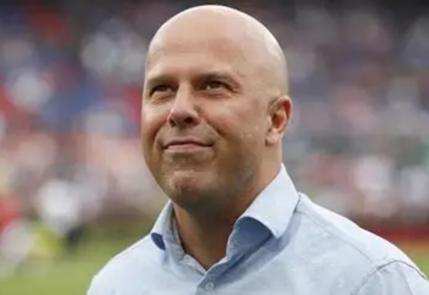 利物浦賽季困境與前景：競爭、信任與變革的交織